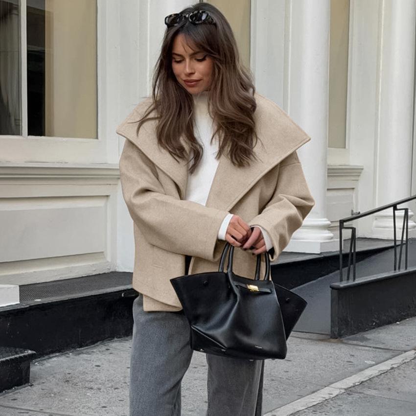 Women's Oversized Wool Coat Elegant Short Jacket Double Breasted Winter Casual Outerwear