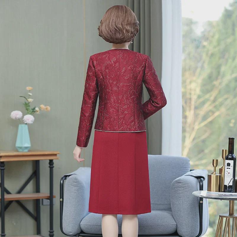 2023 Set rochie roșie din două piese pentru femei de vârstă mijlocie și în vârstă: Fusta la modă până la genunchi pentru nunți și banchete