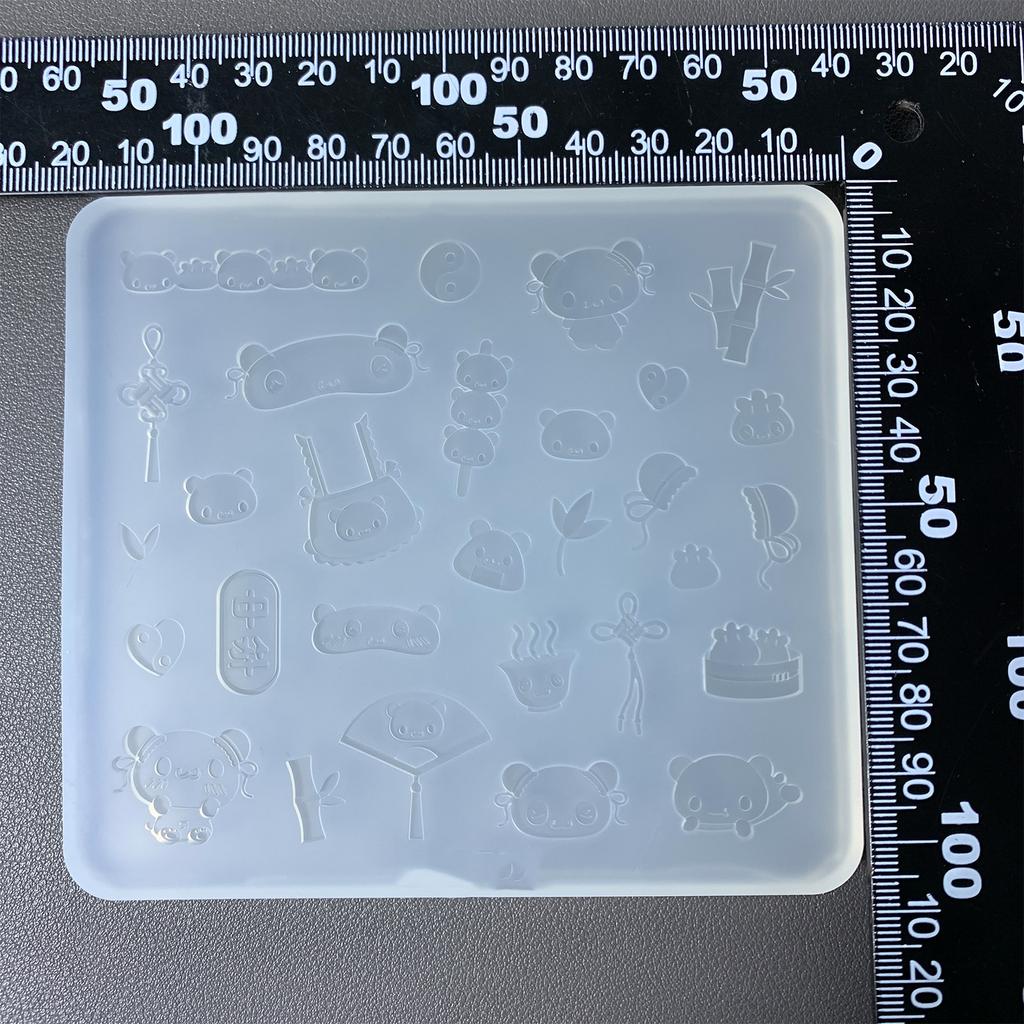 Leicht zu reinigende Silikonform Kleine Panda-förmige Zubehörform Elegante Schmuckzubehör-Herstellungsform für Handwerker