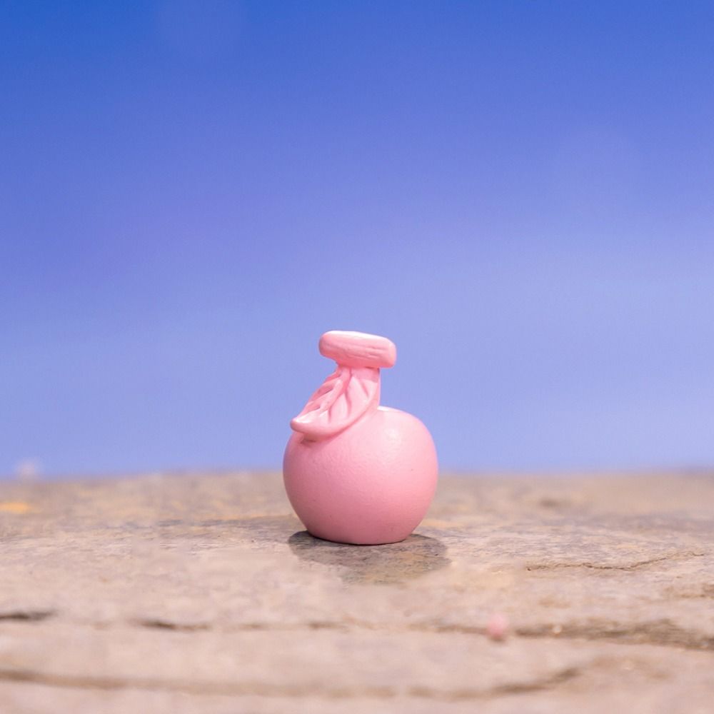 Resin Pink Deer Micro Landscape Decorative Pink Deer Doll Fruit Baskets Statue  Micro Landscape