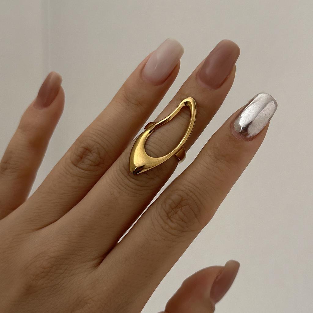 Stainless Steel Chunky Wide Rings for Women Vintage Gold Color Geometric Spiral Line Finger Ring Charms Waterproof Jewelry