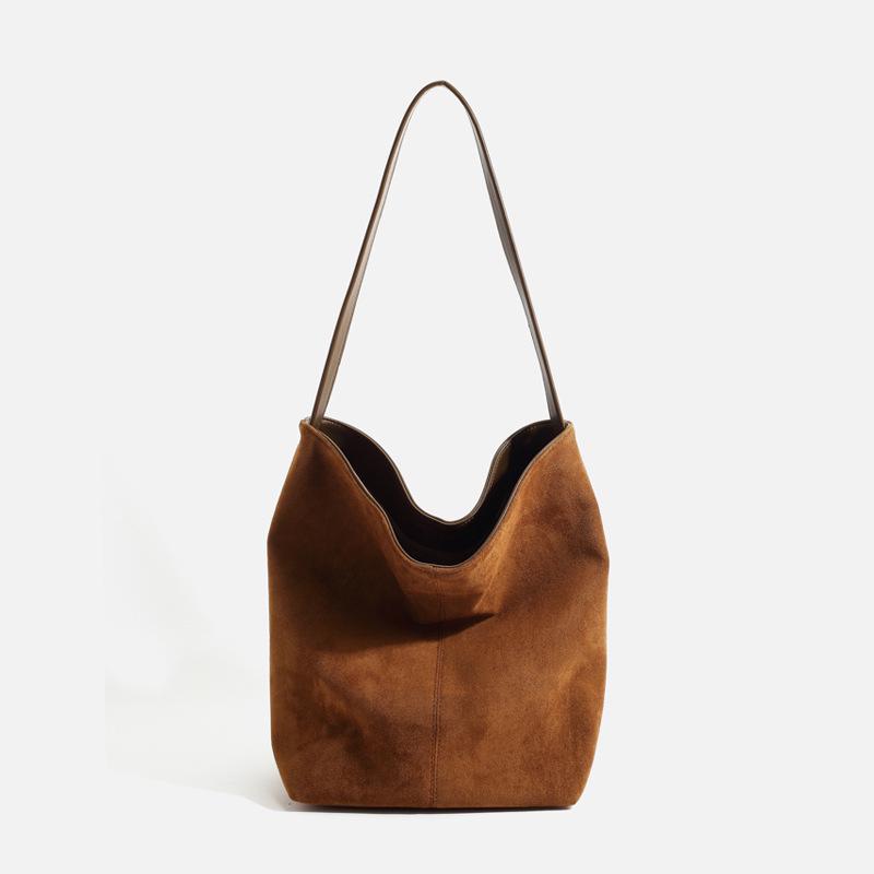2024 Autumn/Winter High-End Matte Leather Women's Large Capacity Bucket Tote Bag - Versatile for Commuting