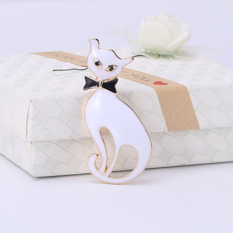 Wind Retro Enamel Brooch Corsage, Simple And Versatile Clothing Accessories