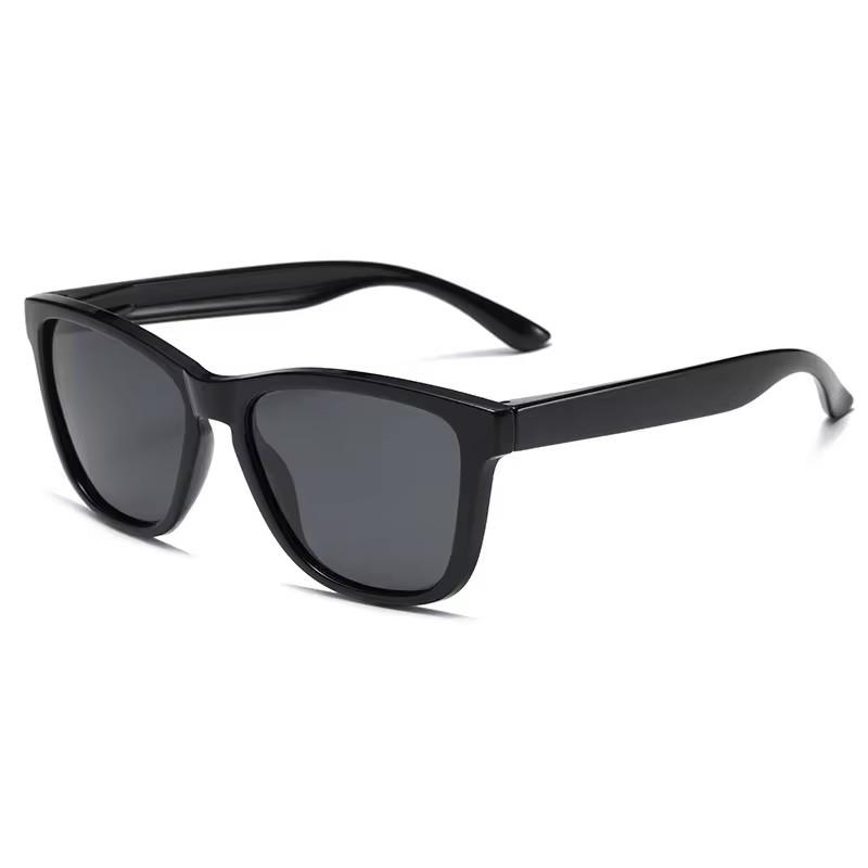 New Women Fashion Polarized Sunglasses Transparent Square Retro Outdoor Sun Glasses Vintage Oculos Unisex UV400