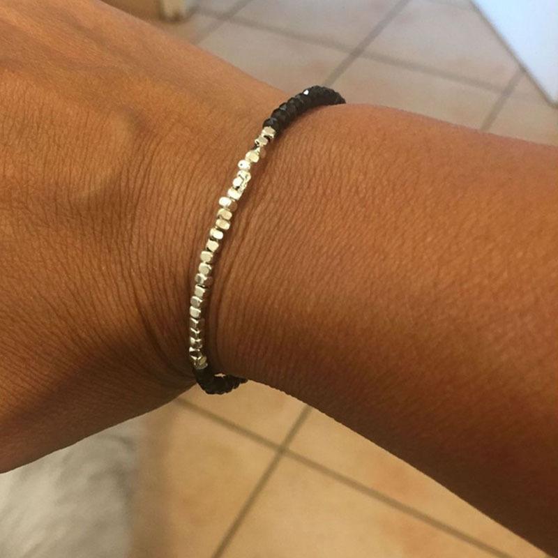 

Браслет из черной шпинели Серебряные браслеты из бисера Браслет из бисера Karen Hill Tribe серебряный