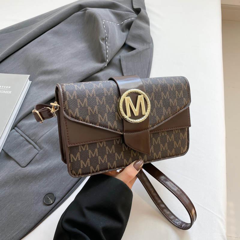 

Персонализированная сумка через плечо с ретро-принтом, женская сумка 2025 года, новая модная маленькая квадратная сумка с надписью в иностранном стиле, сумка-мессенджер