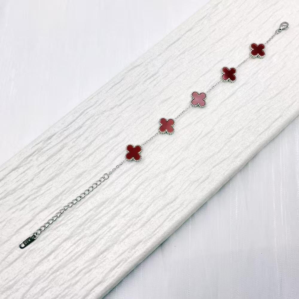 

Браслет Четырехлистный Клевер Двусторонний Титановая Сталь Не Теряет Цвет Пять Цветов Модный Простой и Универсальный Изящный Браслет 13mm