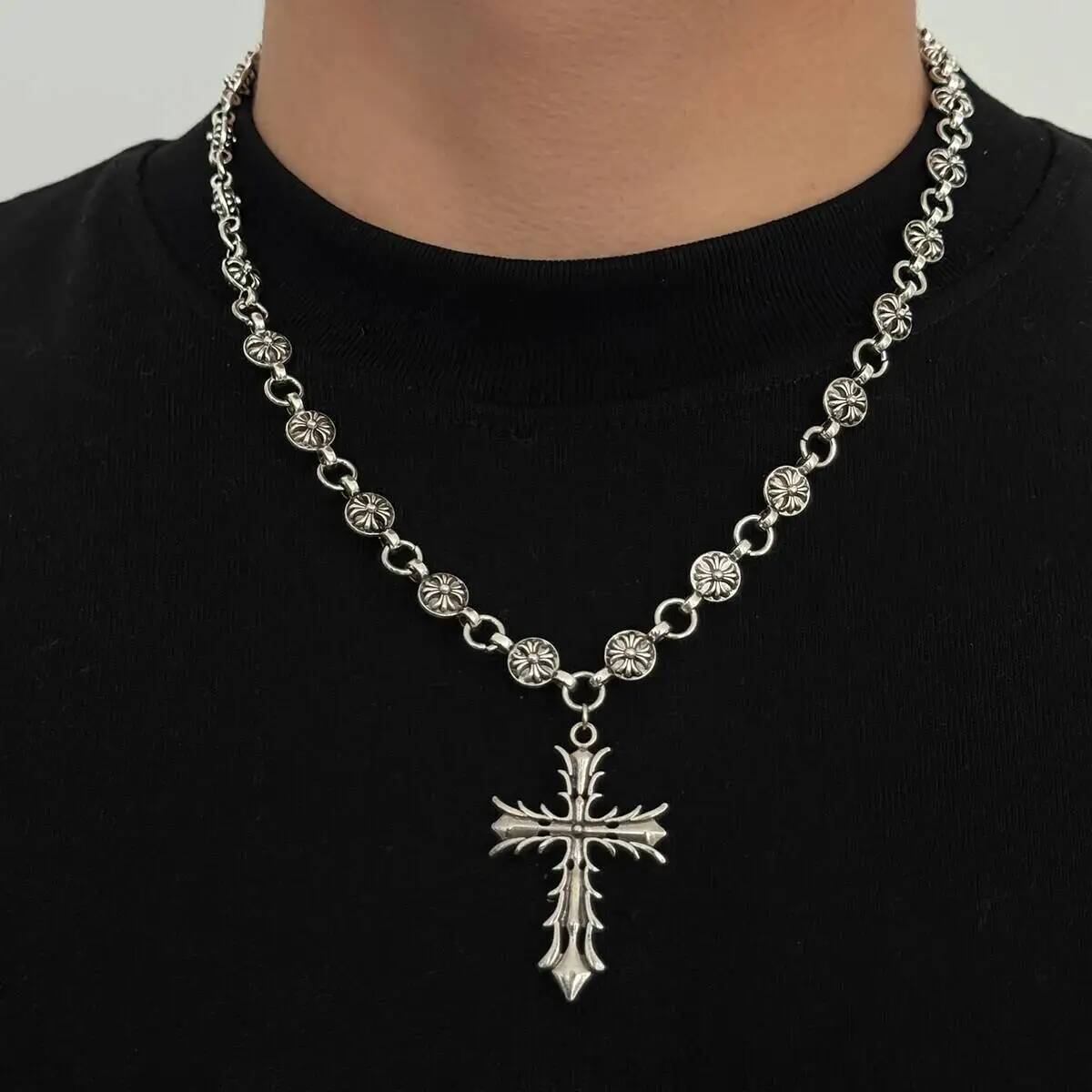 

SHIXIN Punk Style Jesus CrossPendants Necklace for Men Hip-hop Hollow Out Silver Color Chain Necklace 2026 Fashion Jewelry Gift