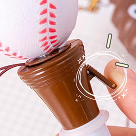 Ausziehbarer Kugelschreiber Sport Ball Faust-Topper Druck-Auswerfer Schnelltrocknend Glattes Schreiben Kugelschreiber Schüler Schulbürobedarf