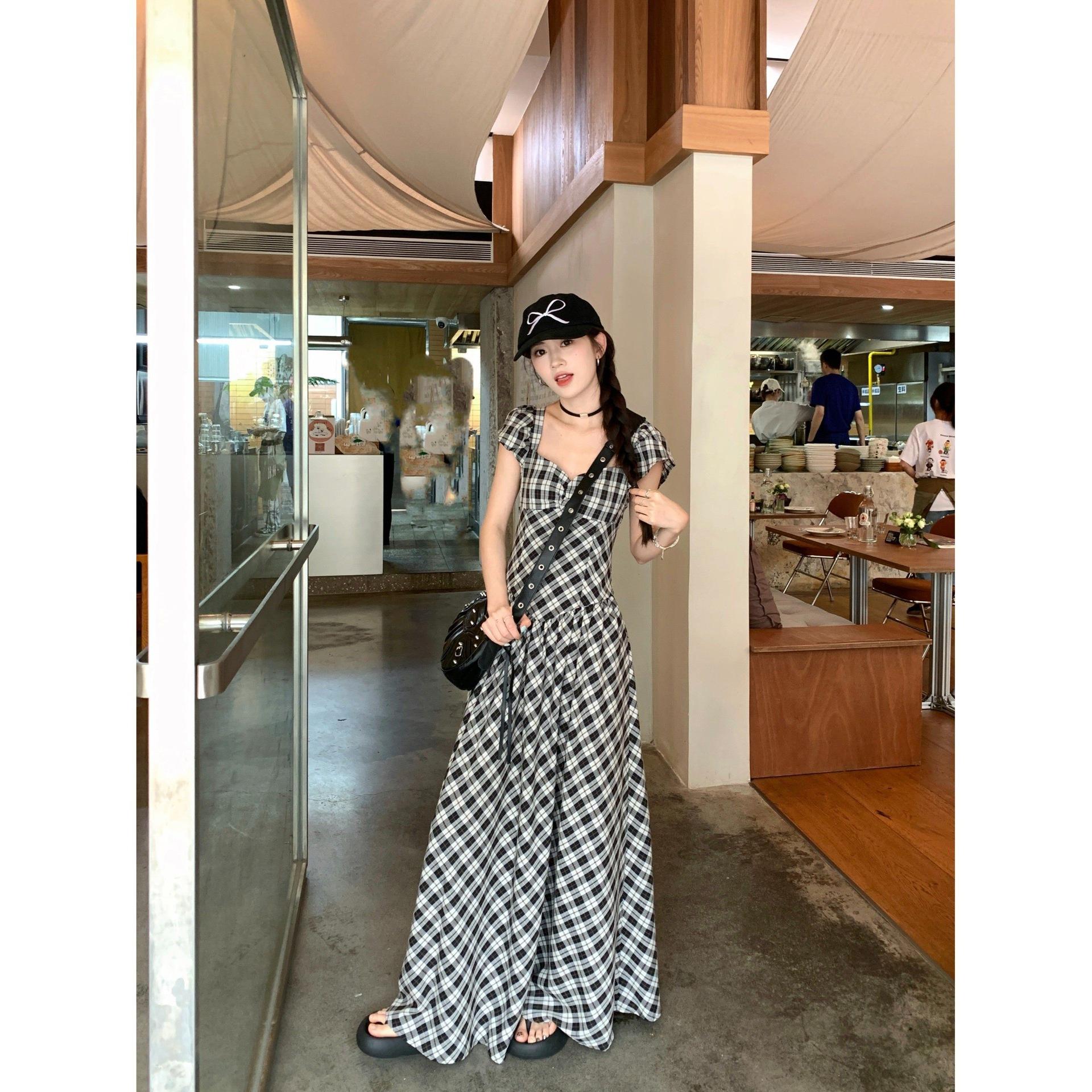 Women s French Retro Plaid Puff Sleeve Square Neck A-Line Dress - Summer 2026 Collection, Slimming and Stylish M