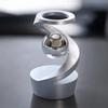 Giocattolo da Scrivania Cinetico in Lega di Alluminio Sfera Sospesa Giocattolo da Scrivania Spinner Giroscopio Rotante Casa Ufficio