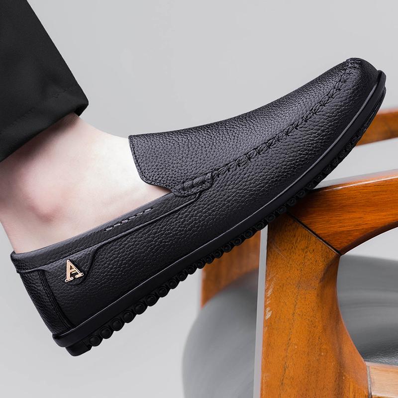 Fashion High Quality Formal Casual Mens Loafers Soft Breathable Slip On Boat Shoes Moccasins Walking Shoes Genuine Leather Men Shoes