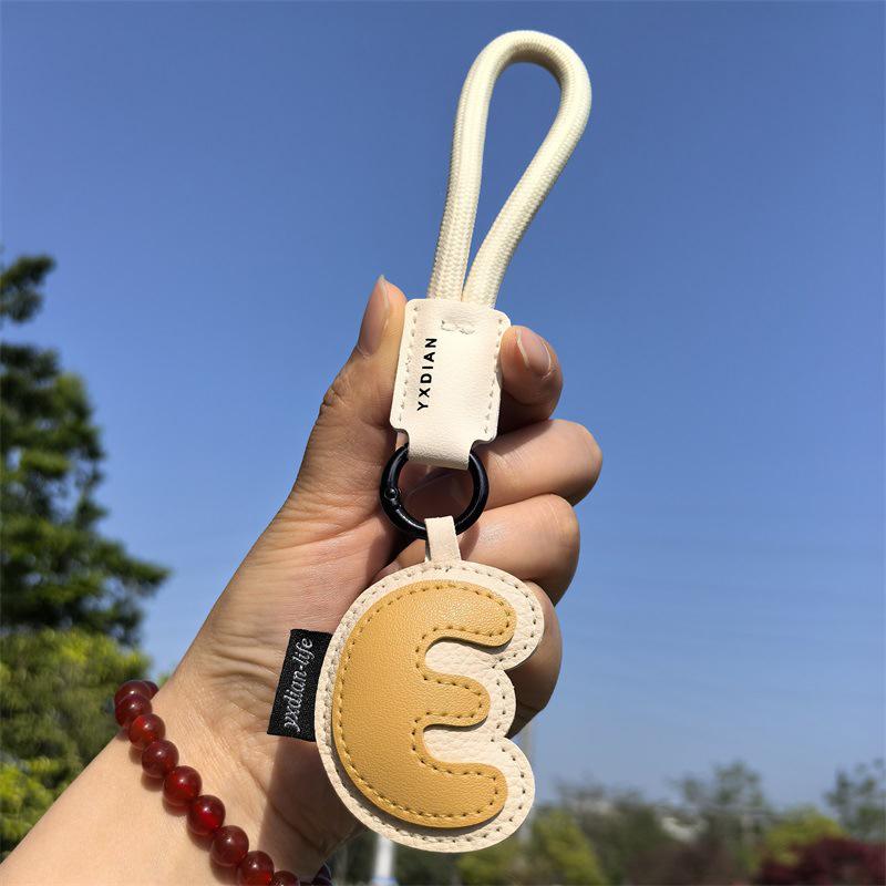 1PC Anniversary Gifts Lucky Letters Creative Alphabet Keychain Minimalist Wedding Favors Trendy For Couples Engraved 18CM