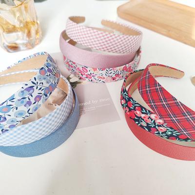 3-teiliges europäisches und amerikanisches Karomuster Rosa Stirnband Damen Mädchen Haarbänder Elegantes Haarband für Feiertagsparty Koreanische Haarschmuck