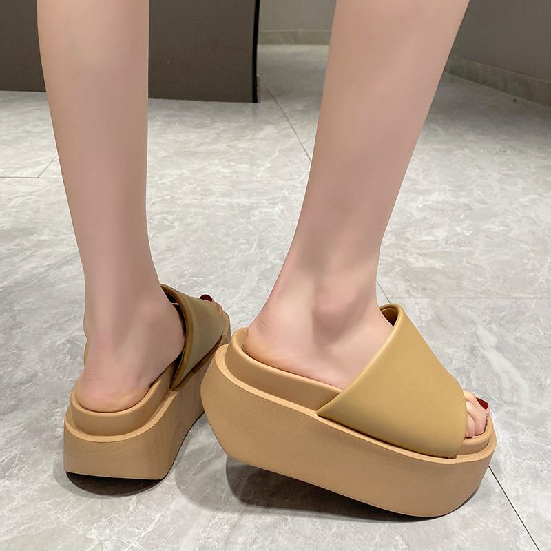 Fashion 8CM Heels High Platform Wedge Slippers New Women Open Toe Sandals Summer Outdoor Casual Thick Sole Slides Women Beach Flip Flops