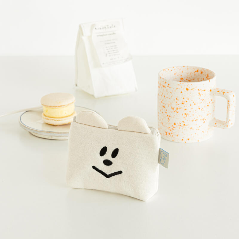 Momo Bear Cushion Card Wallet (3 types)