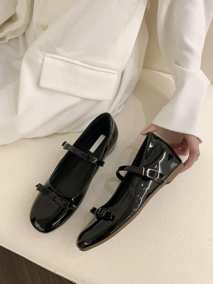 

Внутренняя высота увеличивается ретро красные одинарные туфли женские туфли 2025 новая весна французские туфли Мэри Джейн черные пригородные кожаные туфли 35