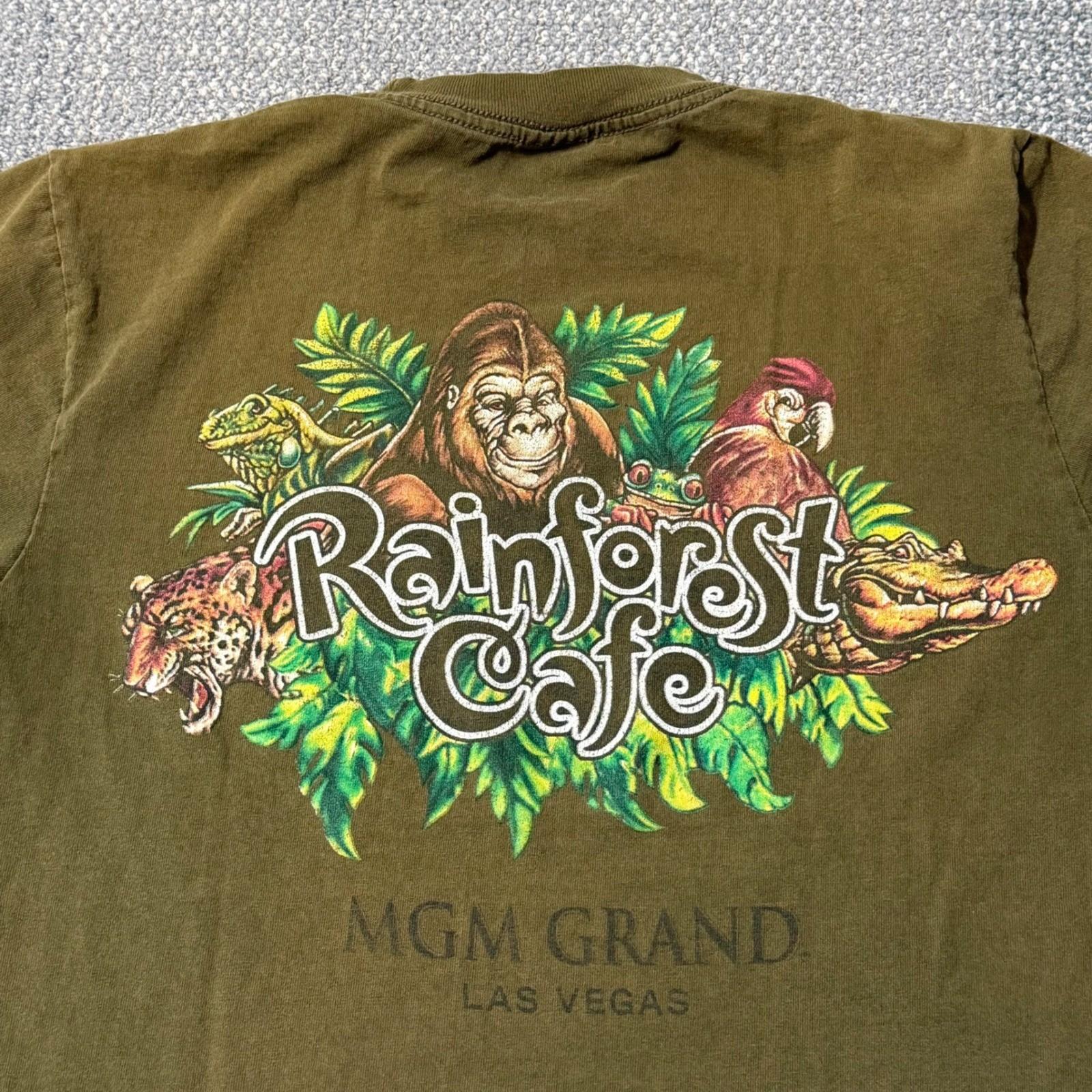 Vintage Rainforest Cafe MGM Grand Las Vegas Tee Green Animals Graphic Small XXXXL