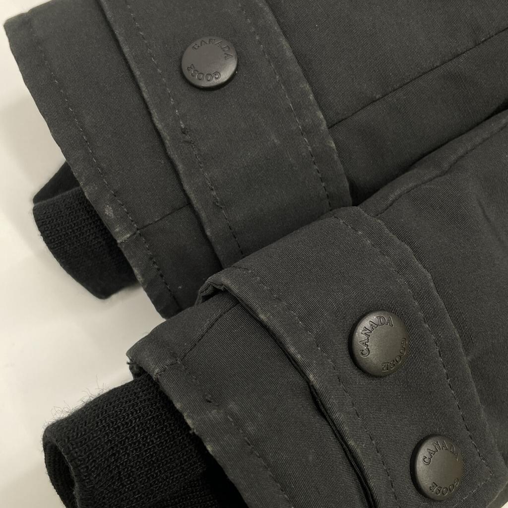 Canada Goose 2302JL Black Mackenzie Parka Down Jacket Jacket XS blackUsed