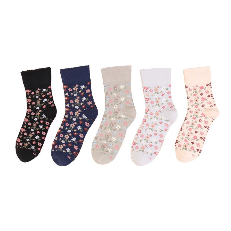 5 Pairs Autumn and Winter Vintage Small Floral Ladies Mid-tube Mori Department College Socks Mid-tube Socks