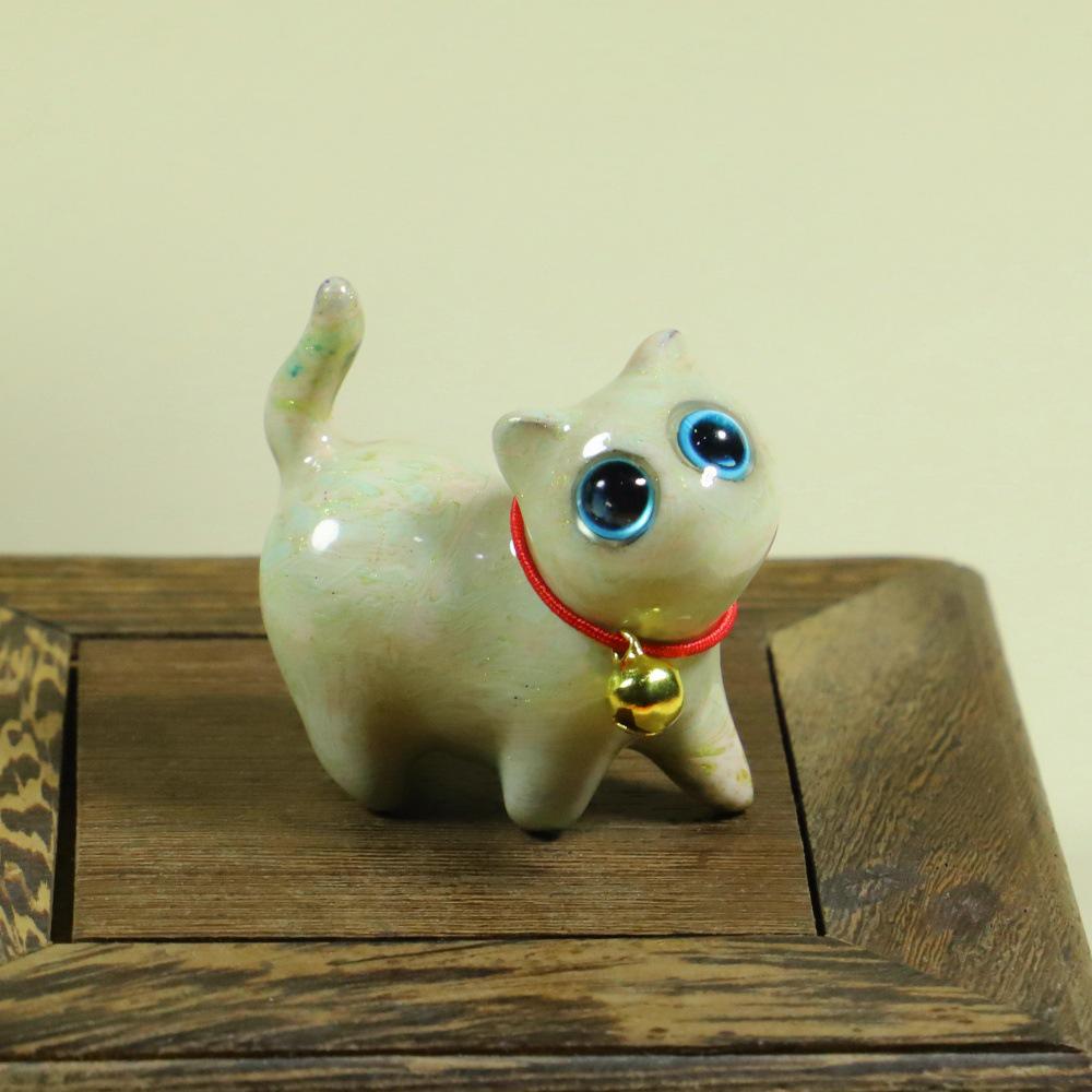 Santalové dřevo Kočka pro štěstí se zvonkem: Roztomilá figurka koťátka s naklánějící se hlavičkou, kreativní dárek k narozeninám