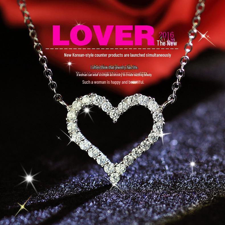 C215 Elegance: Shining Heart Diamond Pendant Necklace