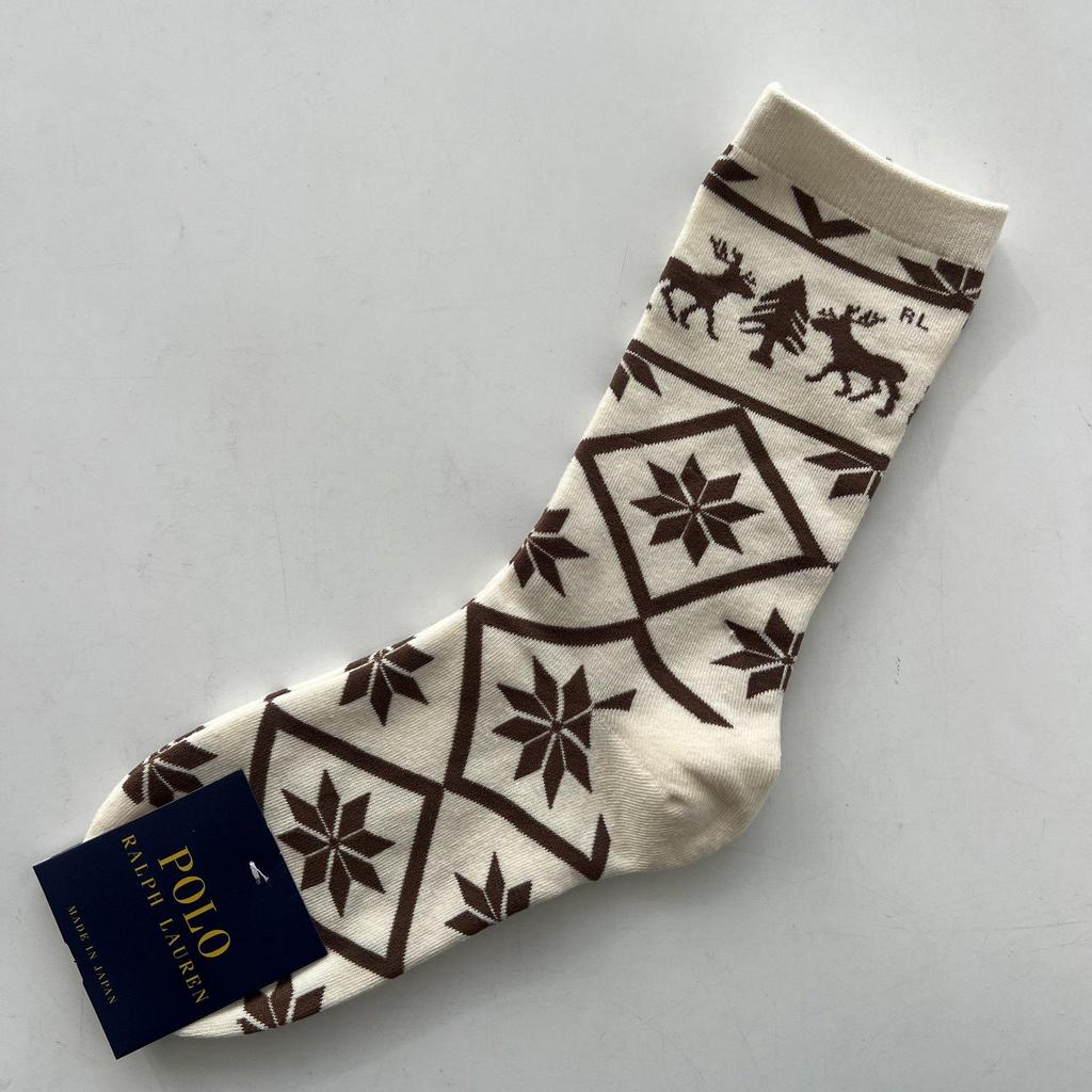 Trendy Mid-Calf Women's Cotton Socks - Four Seasons Style with Cartoon Little Bear Design