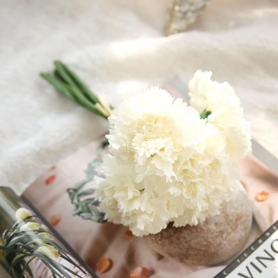 1 Bouquet Charming Fake Flower Bouquet Portable Faux Silk Flower Wedding Props