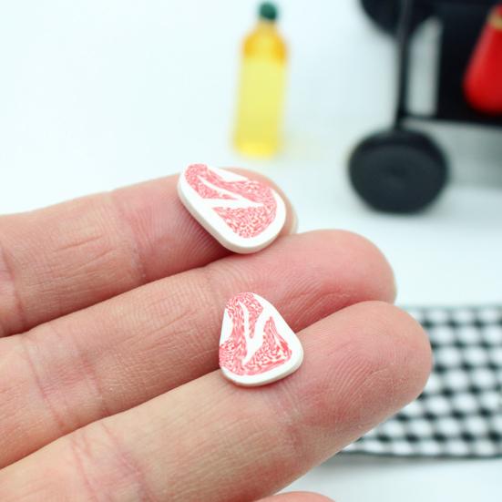 1 Set Doll House Accessories Kitchen BBQ Stuff Model Meat Skewers Steak Oil Bottle Smooth Surface Anti-crack Good Detail Photo Prop Dollhouse