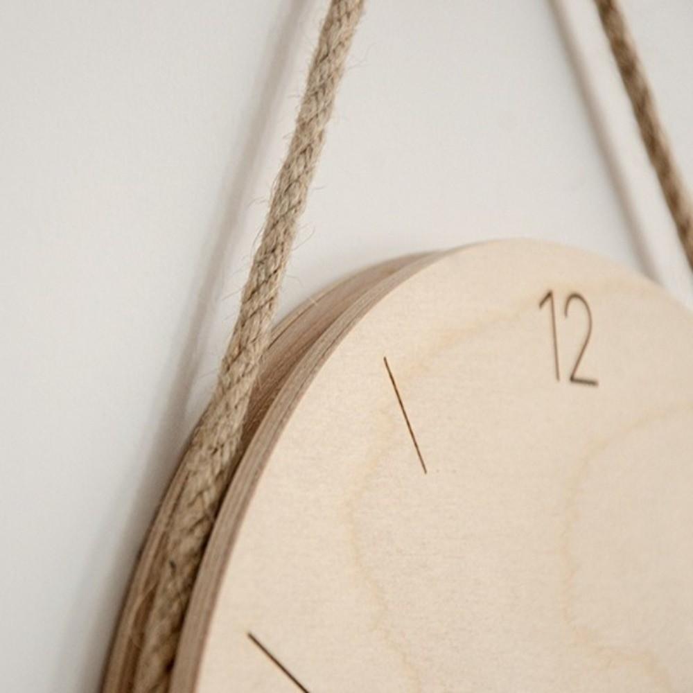Nordic Style Solid Wood Clock Hanging Wall Clock Creative Aesthetic Clock Office