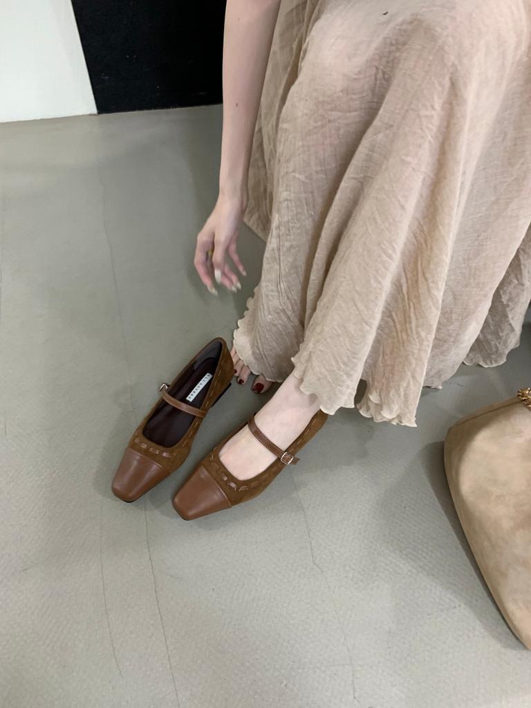 Thick Heel Shallow Mouth Mary Jane Shoes Versatile Women's Shoes 2025 Autumn New Suede Word with Retro Single Shoes