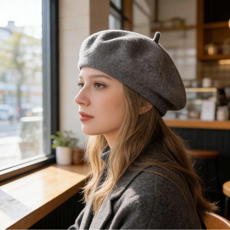 Acrylic Beret: Winter Retro Hat for Women, Fashionable Beret