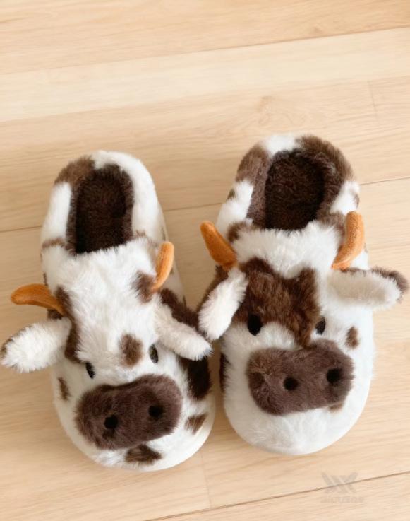 Women's Winter Cartoon Cow Cotton Slippers - Cute, Casual Indoor Fur Slippers