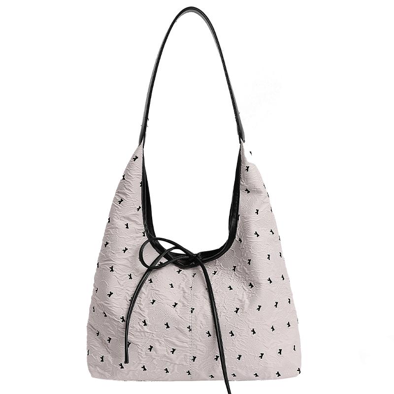 Fashion Bow Pleated Large Capacity Armpit Bag Women's New Casual Commuter Shoulder Messenger Bag