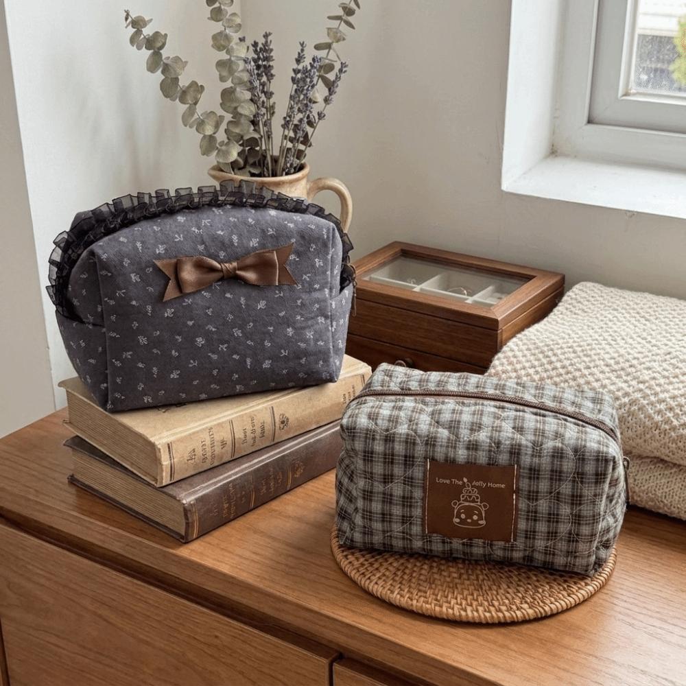 Bear Lace Trim Makeup Bag Large Capacity Toiletry Organizer Purse Chic Pencil Case Travel