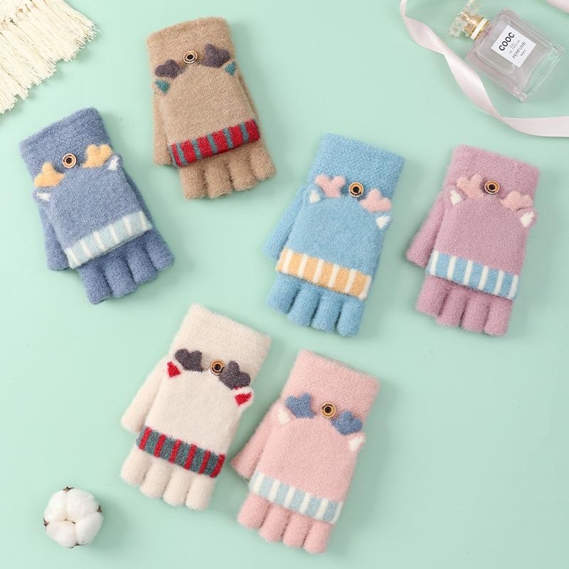 Xuehuaxiu's new women's winter thermal gloves, cute cartoon Christmas elk knitted half-finger flip gloves wholesale