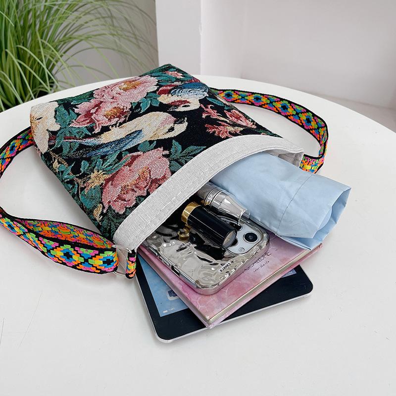 New women's messenger bag going out double-sided flower butterfly casual embroidery ethnic style mobile phone bag