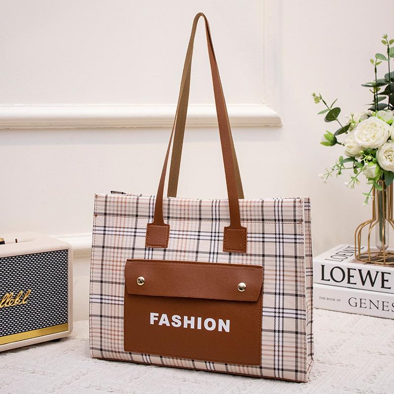 

Women s bag new fashion casual letter plaid printing portable tote bag shoulder bag one piece коричневый