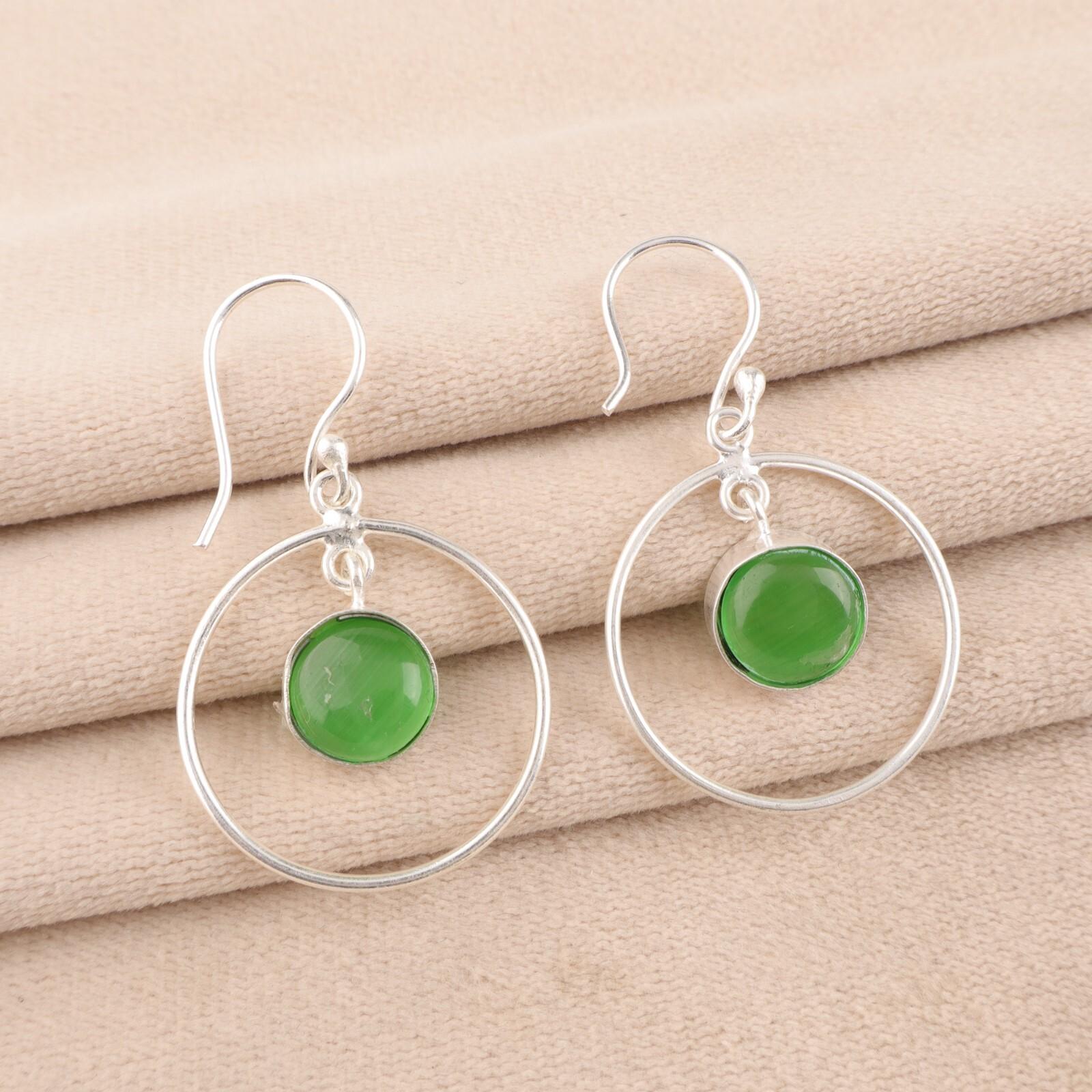 

Зеленый камень Кошачий глаз 925 Проба Серебро Ювелирные изделия Ручной работы Серьги-подвески 1.60 EE-5-44