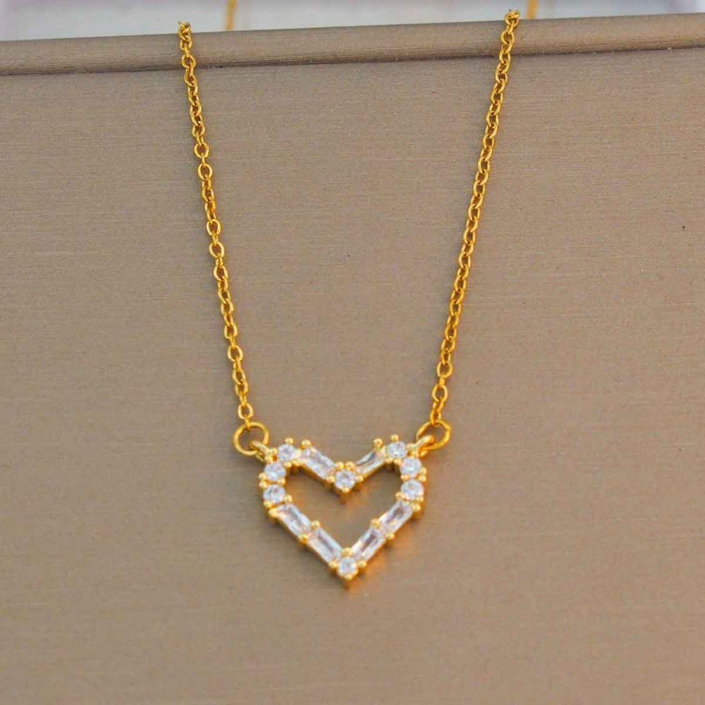 Necklace Women Do Not Fade Summer Small Cute Temperament Titanium Steel Necklace Versatile High-end Jewelry Simple Collarbone Chain