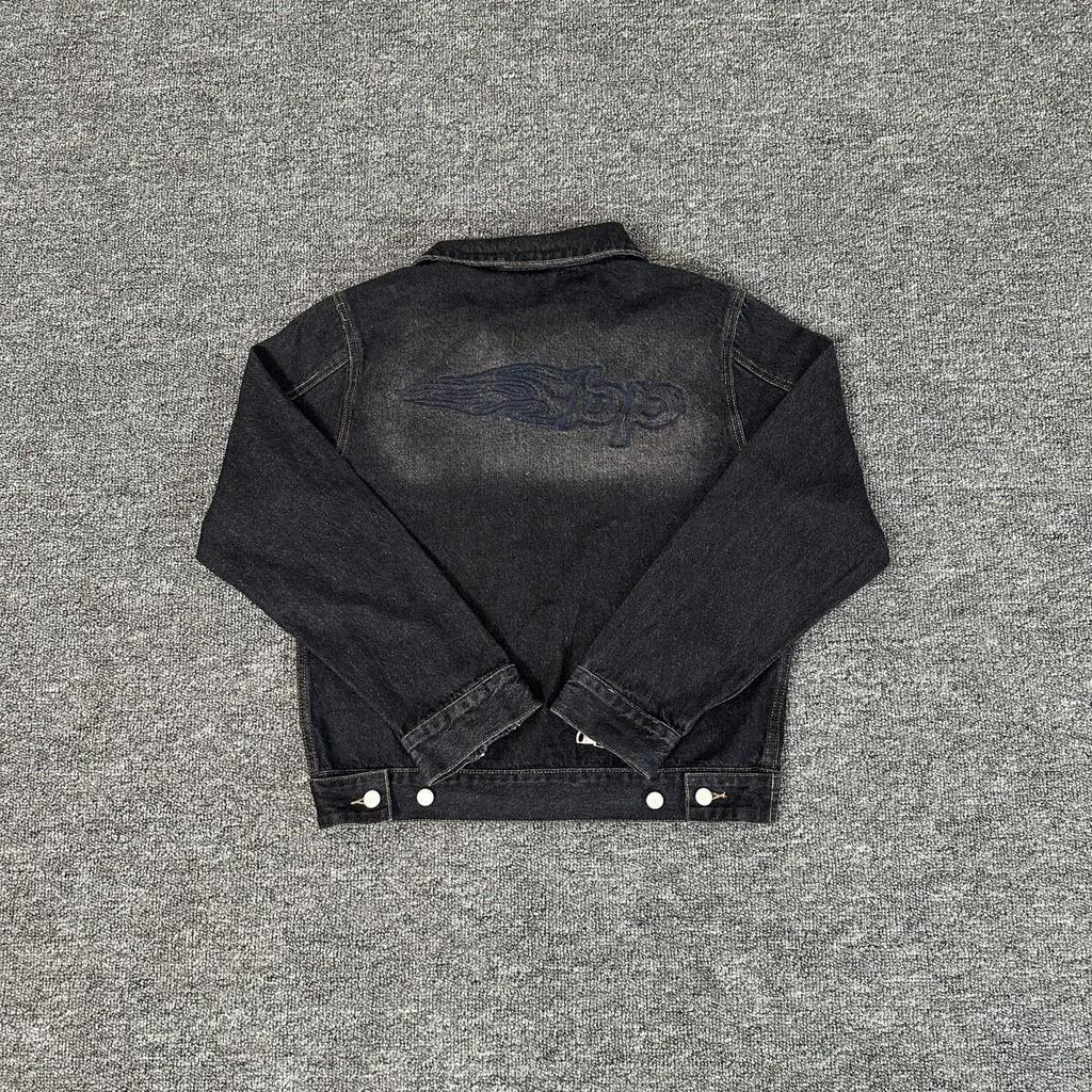 Neue trendige Unisex-Denimjacke mit gesticktem Broken Planet