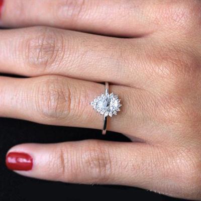 

Copper-Plated Platinum Large Pear-Shaped Zircon Ring, Ring Mixed Batch, Women S Style no. 6