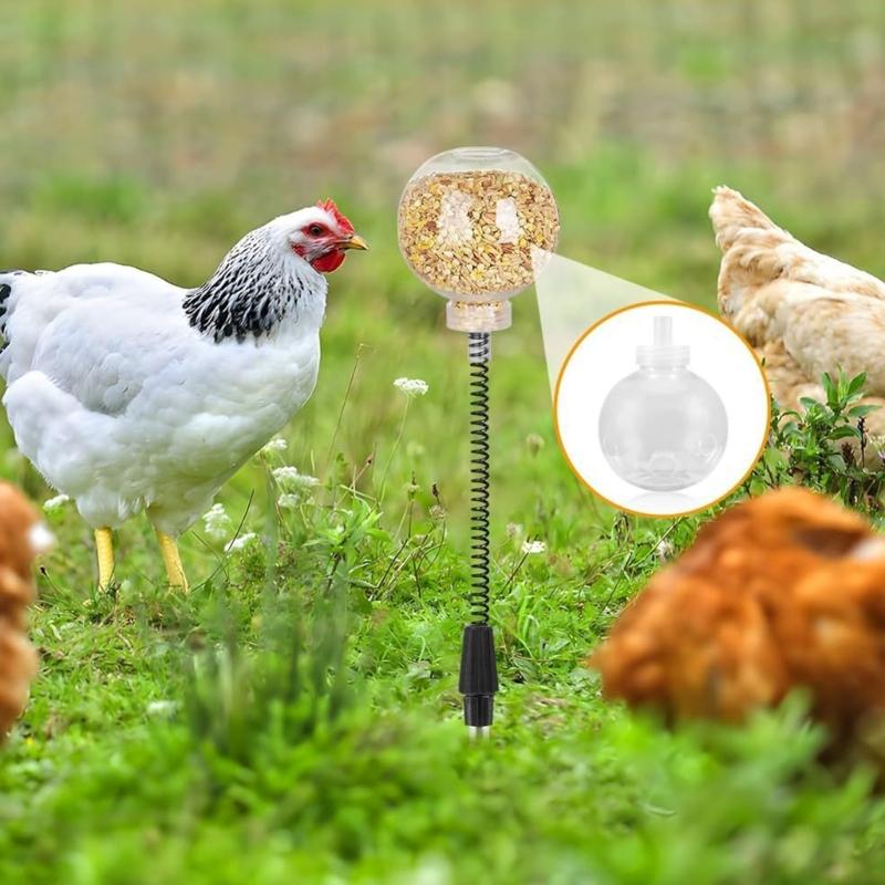 Mangiatoia Automatica per Polli Giocattolo Con Distributore a 3 Fori Meccanismo a Molla Per Polli Attrezzatura per l'Alimentazione e l'Intrattenimento
