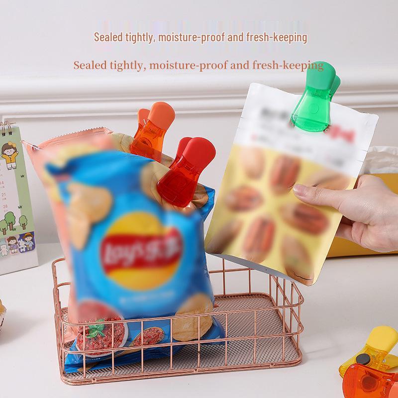 Magnetic Snack Sealing Clips - Moisture-Proof Food Preservation for Kitchen or Refrigerator