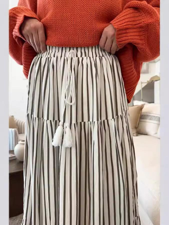 2024 European and American cross-border autumn new striped temperament thin high waist cake skirt skirt BB0395 S