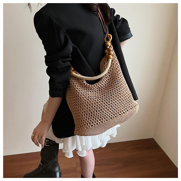 Holiday Style Woven Bag Women's New Knitted Hollow Shoulder Bag Fashionable Large-capacity Messenger Bag Beach Bag