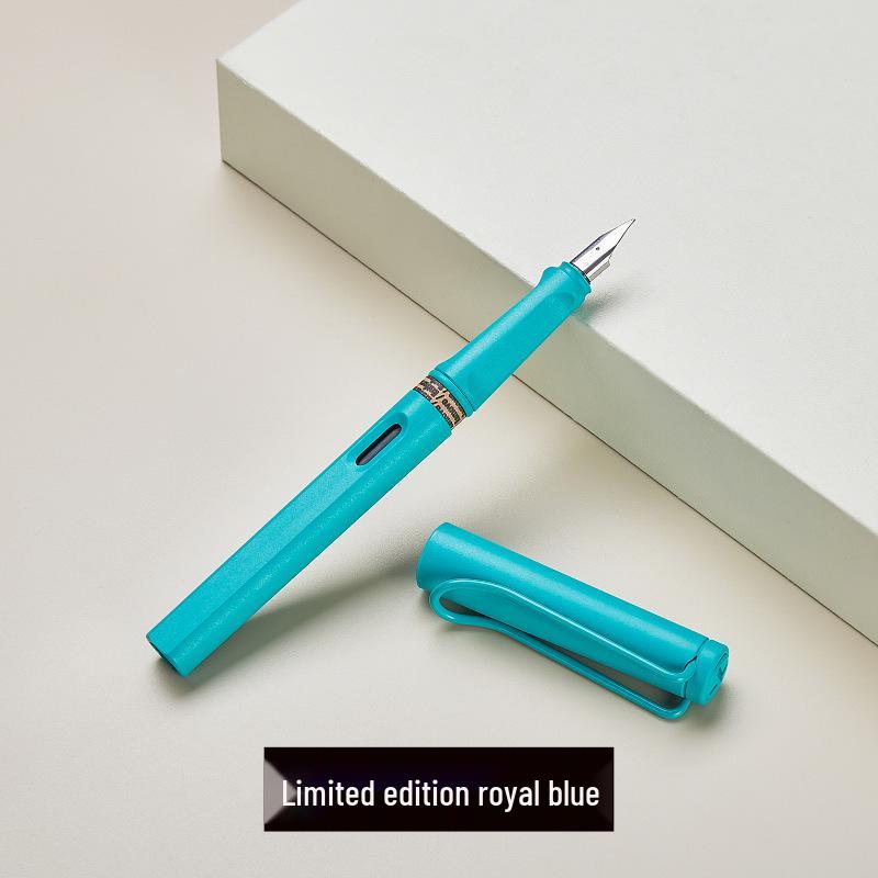 Lamy Safari Fountain Pen Gift Set with Engraving