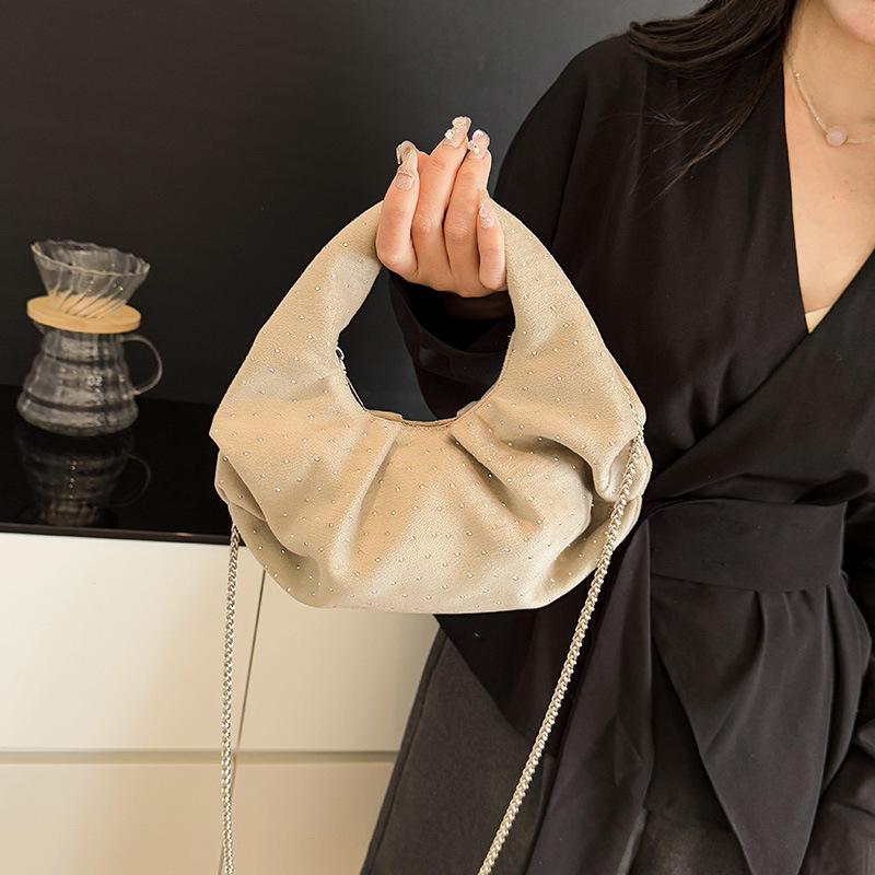Foreign Trade Women's Bag 2025 New Korean Version Fashion Pleated Handbag Ins Internet Celebrity Rivet Trend Messenger Dumpling Bag