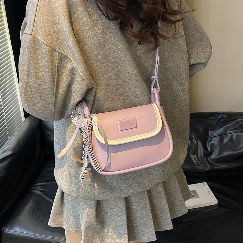 Premium Texture Niche Design Underarm Bag Women's New Popular Fashion Versatile Shoulder Messenger Bag