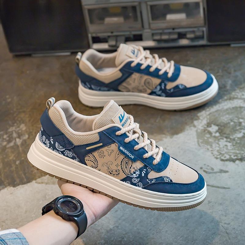 Men s shoes 2026 summer new retro cashew flower shoes men s canvas men s sports and leisure board shoes men s 39